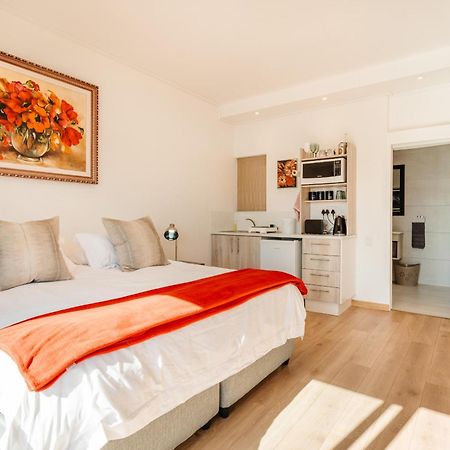 Vlei Cove Guesthouse Кейптаун Екстериор снимка