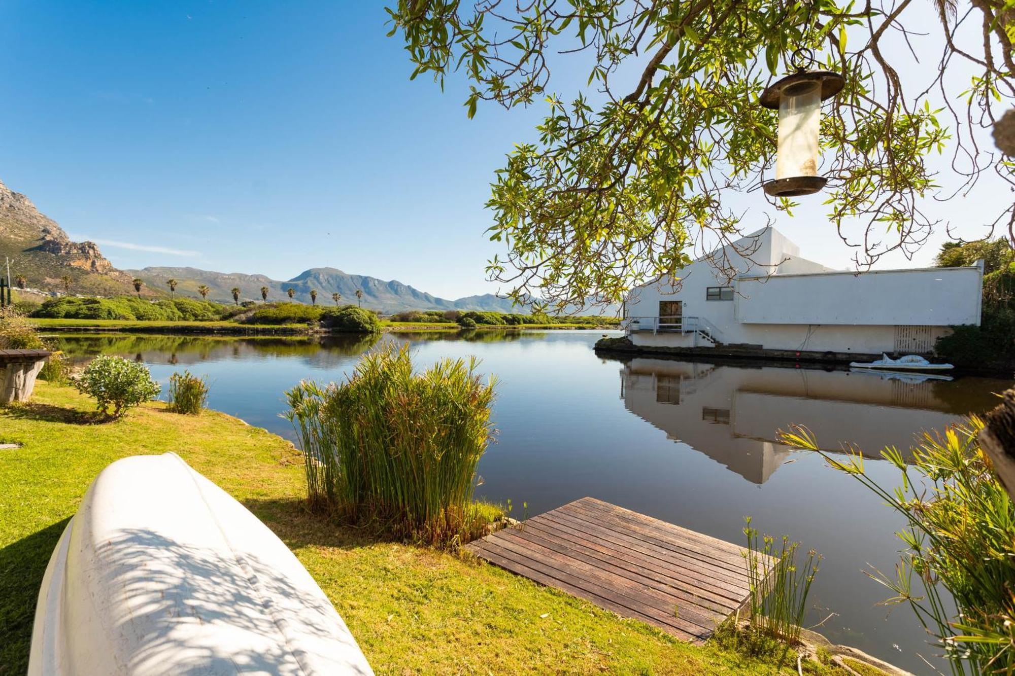 Vlei Cove Guesthouse Кейптаун Екстериор снимка