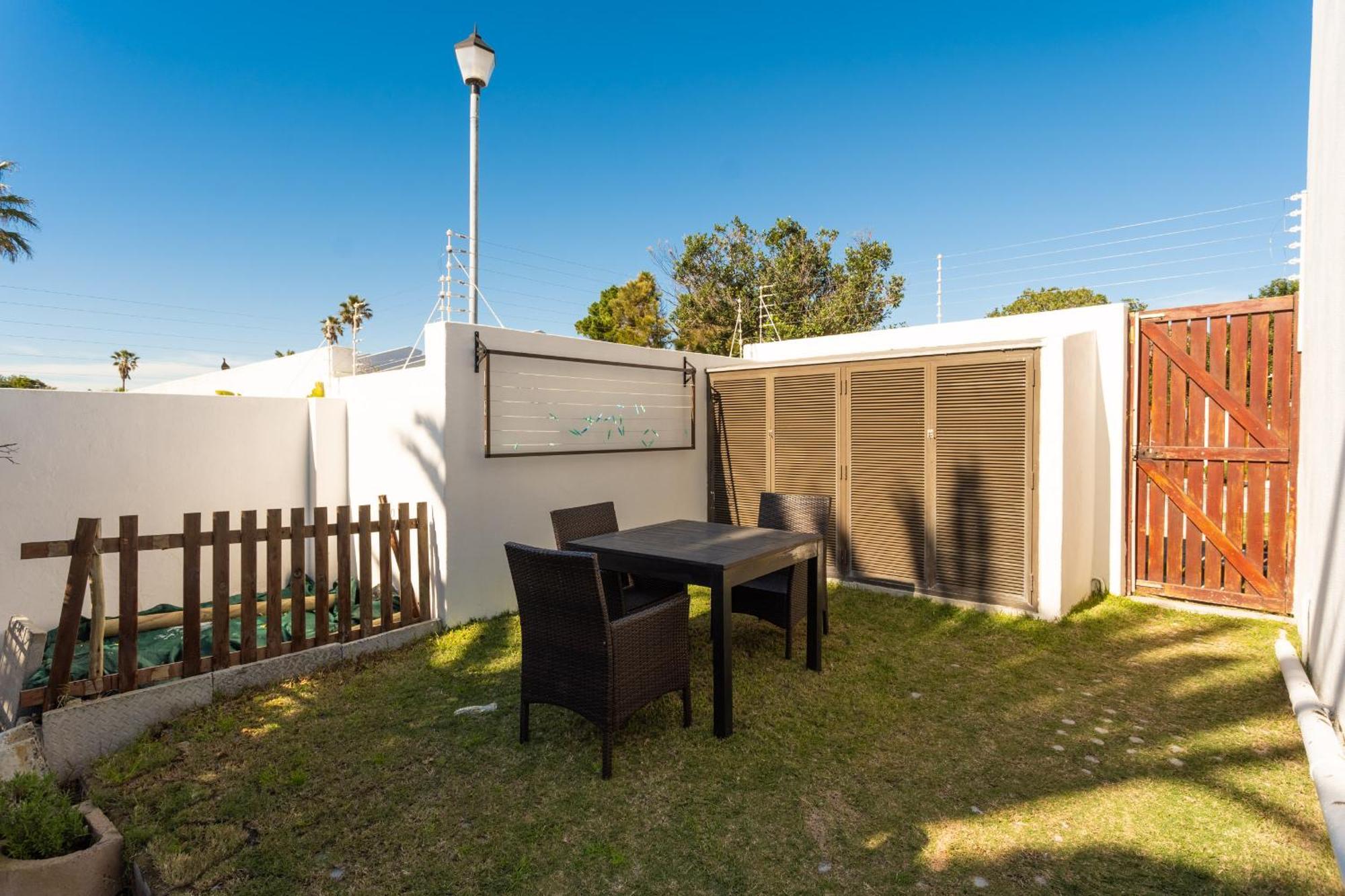 Vlei Cove Guesthouse Кейптаун Екстериор снимка
